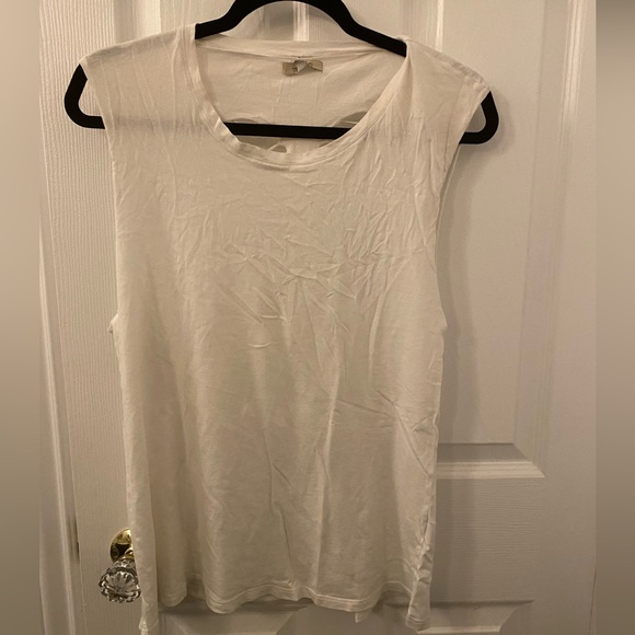 Zara Trafaluc White heart cut out tank top - Picture 2 of 4